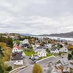 Townhouse In *