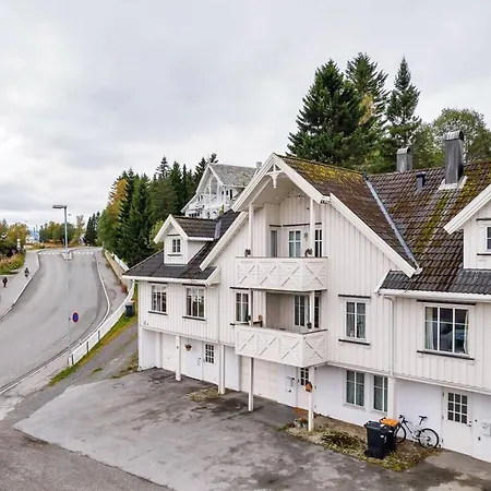 Apartment Townhouse In Central Tromso
