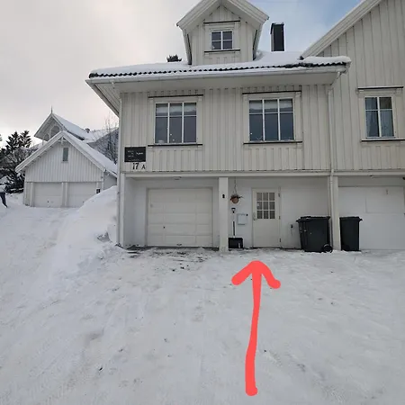 Townhouse In Leilighet